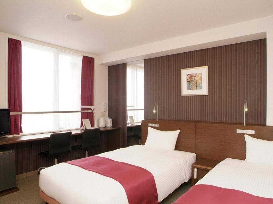 Quad Inn Йокоте Стая снимка