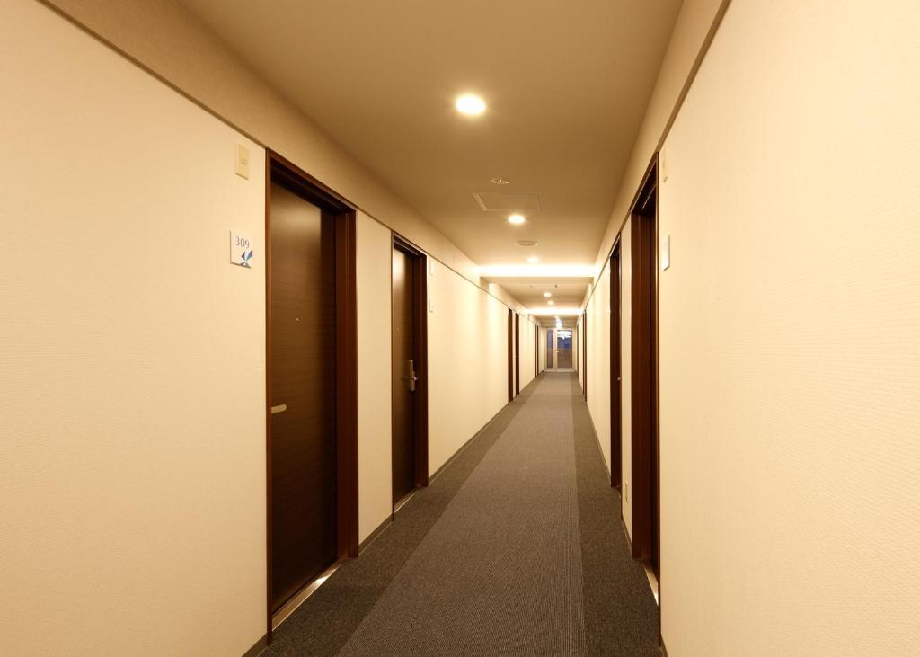 Quad Inn Йокоте Екстериор снимка