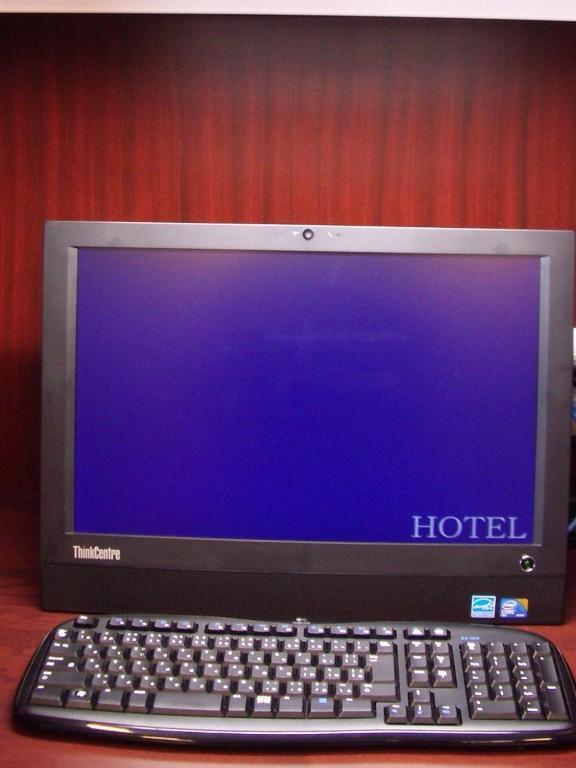 Quad Inn Йокоте Екстериор снимка