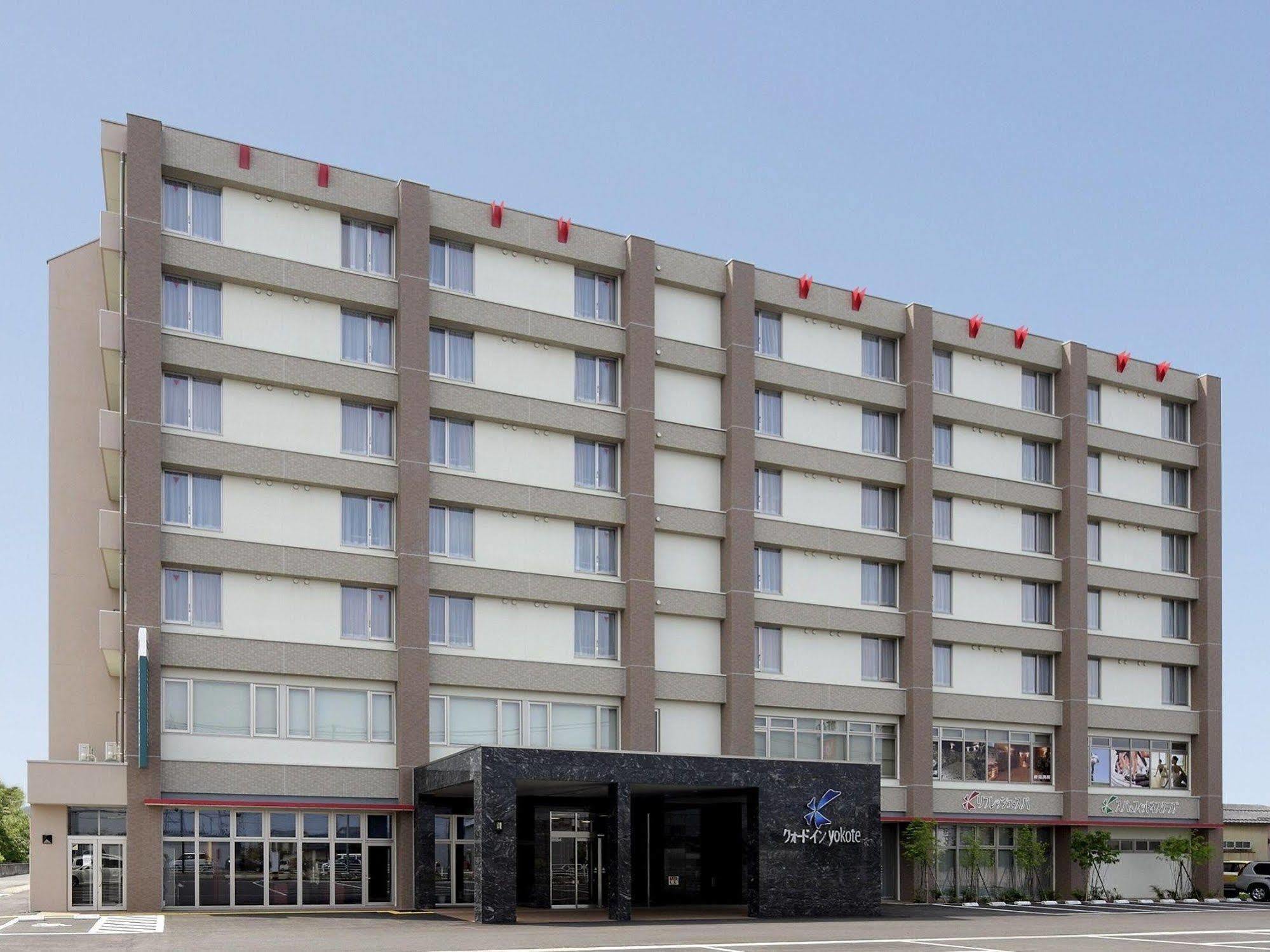 Quad Inn Йокоте Екстериор снимка